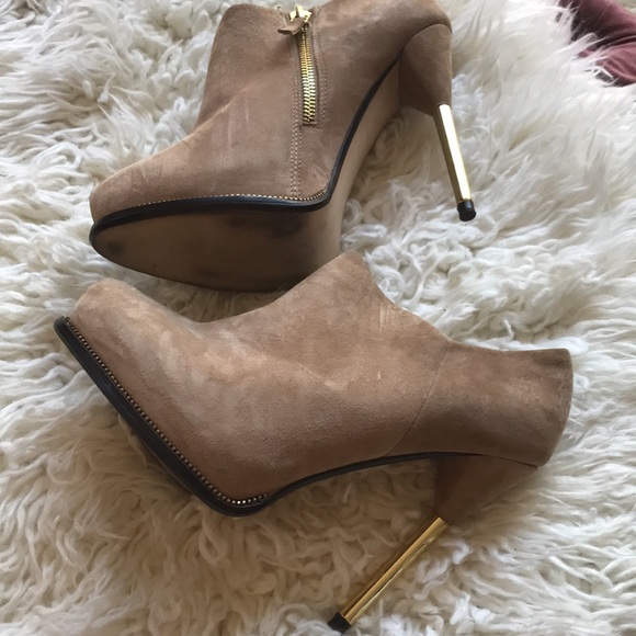 Zara Ankle Boots - Picture 4 of 10